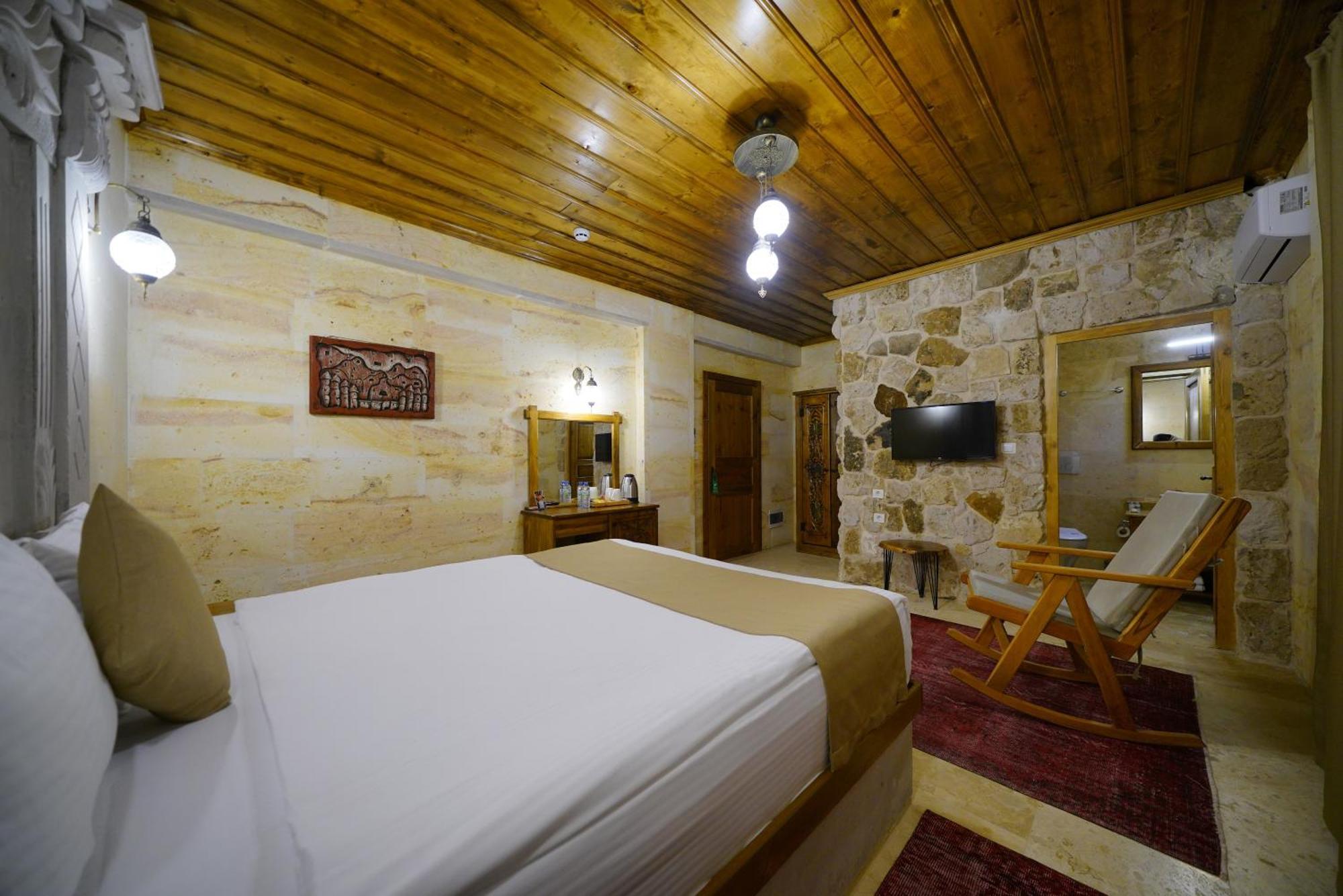 Enjoy Stone Hotel Göreme Zewnętrze zdjęcie